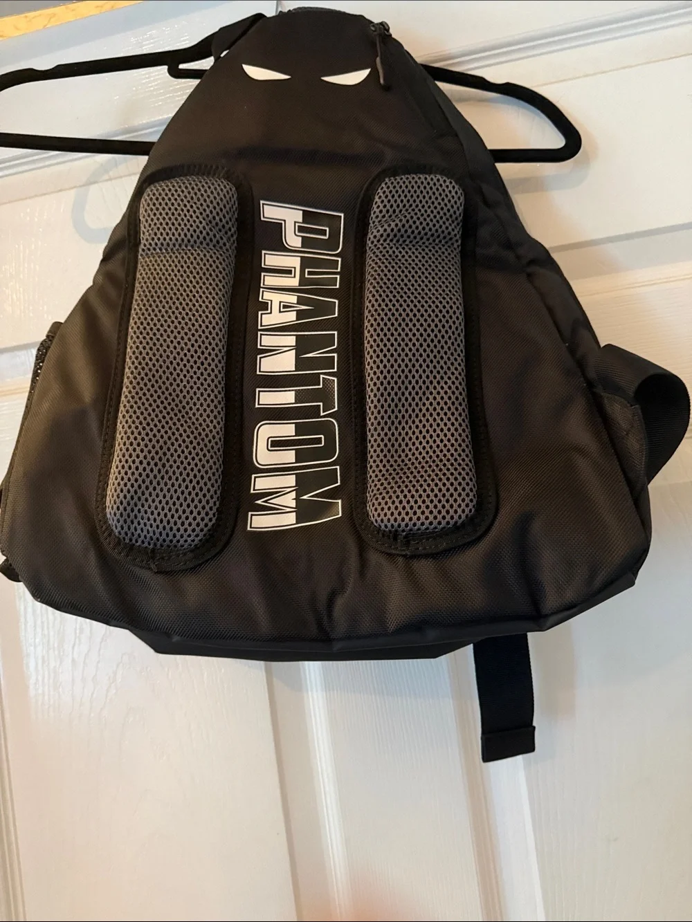 Phantom sling bag
