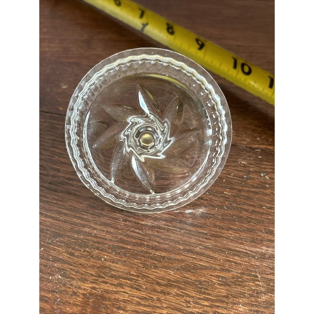Beautiful Vintage Ring‎ Holder