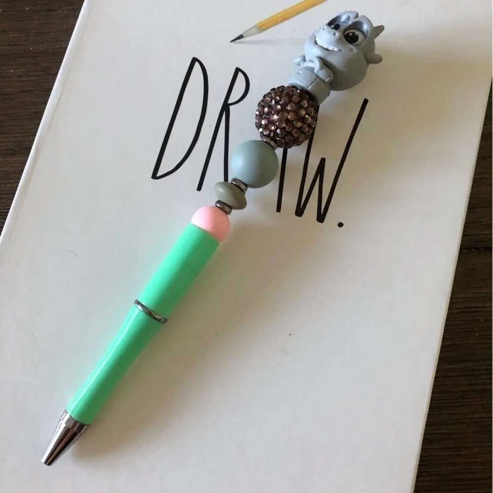 Disney Doorables: The Hunchback of Notre Dame: Hugo handmade beaded pen