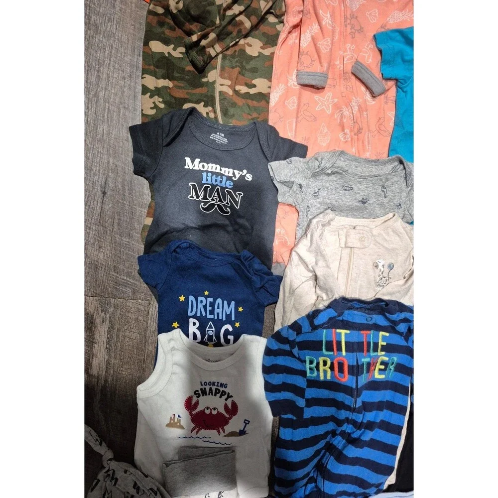 HUGE baby boy clothing lot size 0-3 months 30+ piece