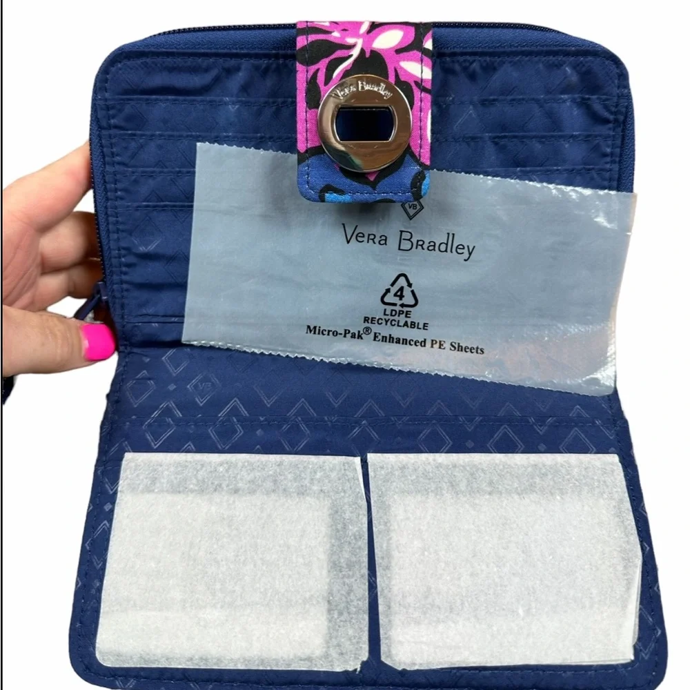 VERA BRADLEY: NWT Bags African Violet Turnlock Wallet
