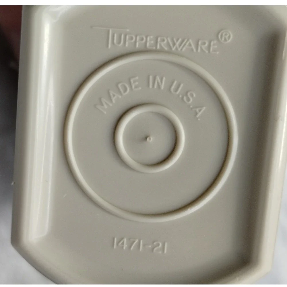 Tupperware pair vintage