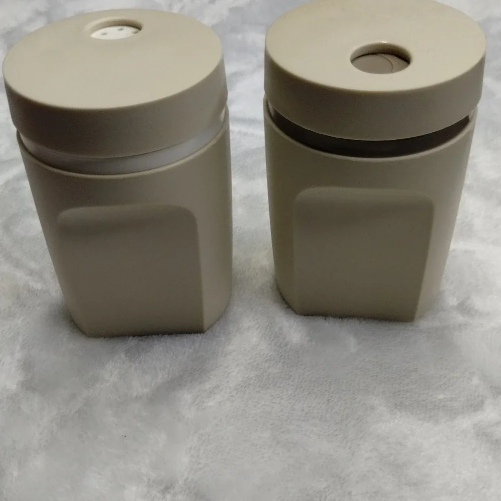 Tupperware pair vintage