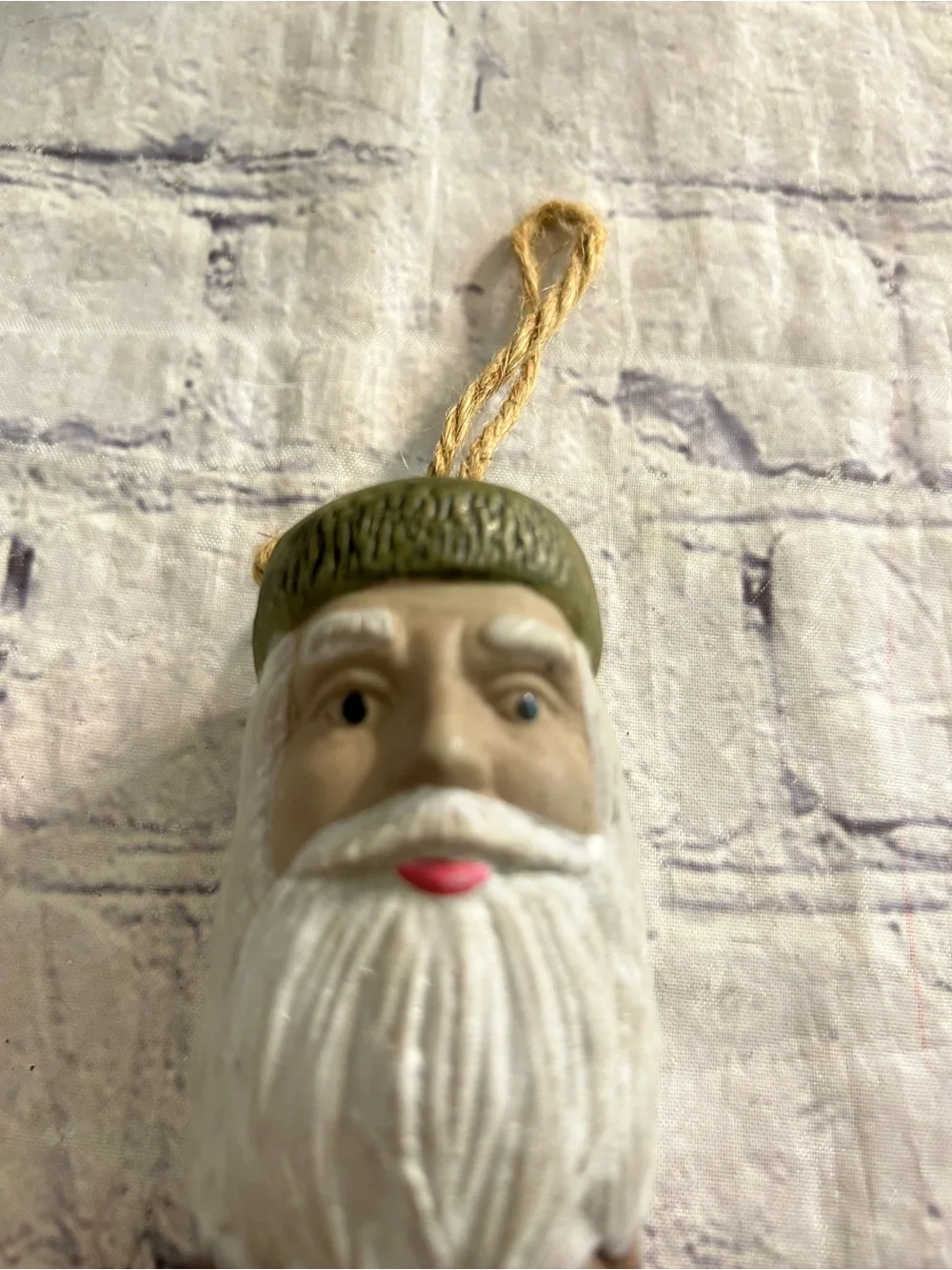 MIDWEST IMPORTERS HAND PAINTED FOLK ART SANTA CERAMIC PINECONE SHAPE ORNAMENT