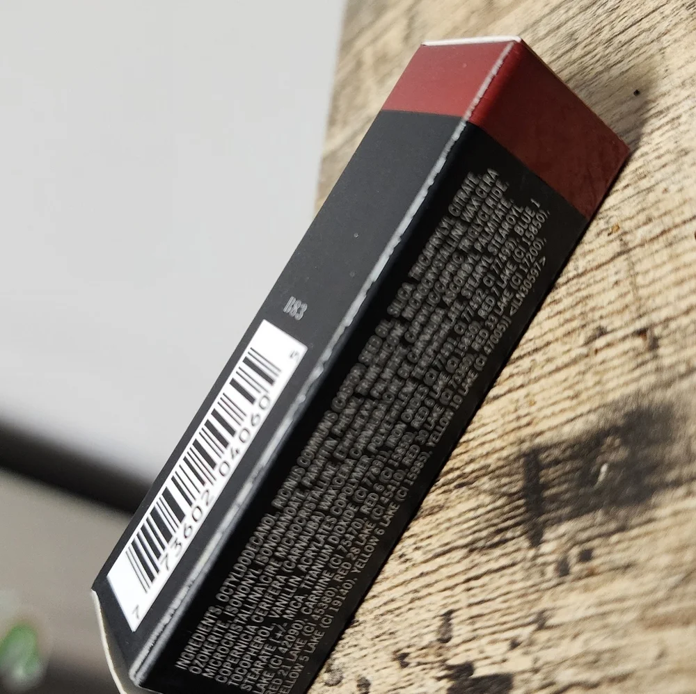 MAC Cosmetics Ruby Woo Matte Red Lipstick New