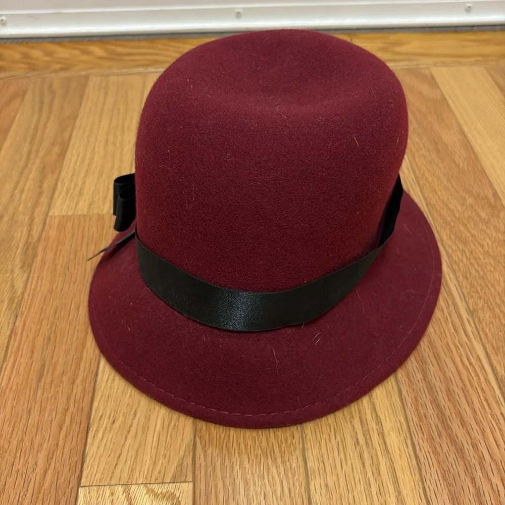 N/A hat color