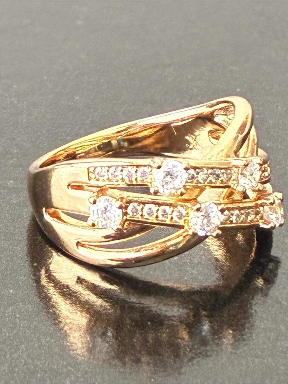 N/A elegant gold