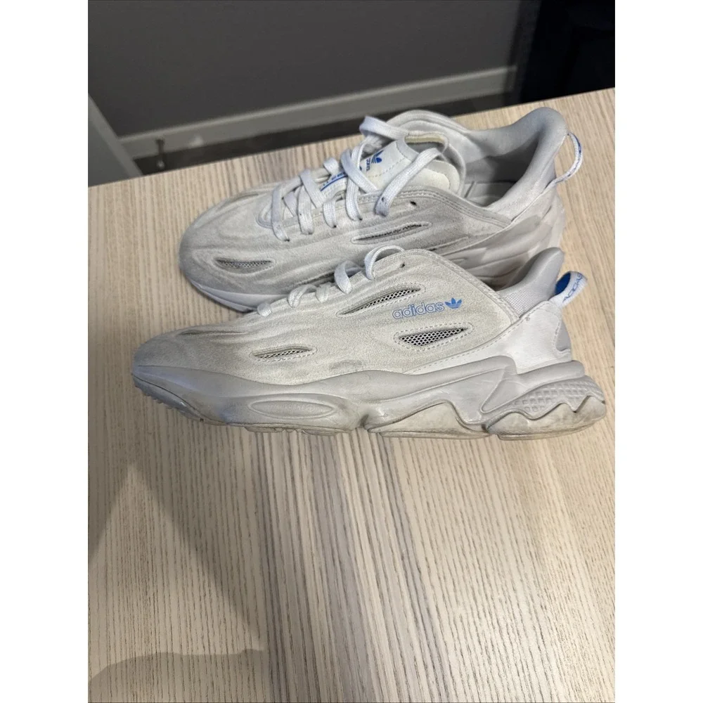 N/A adidas ozweego