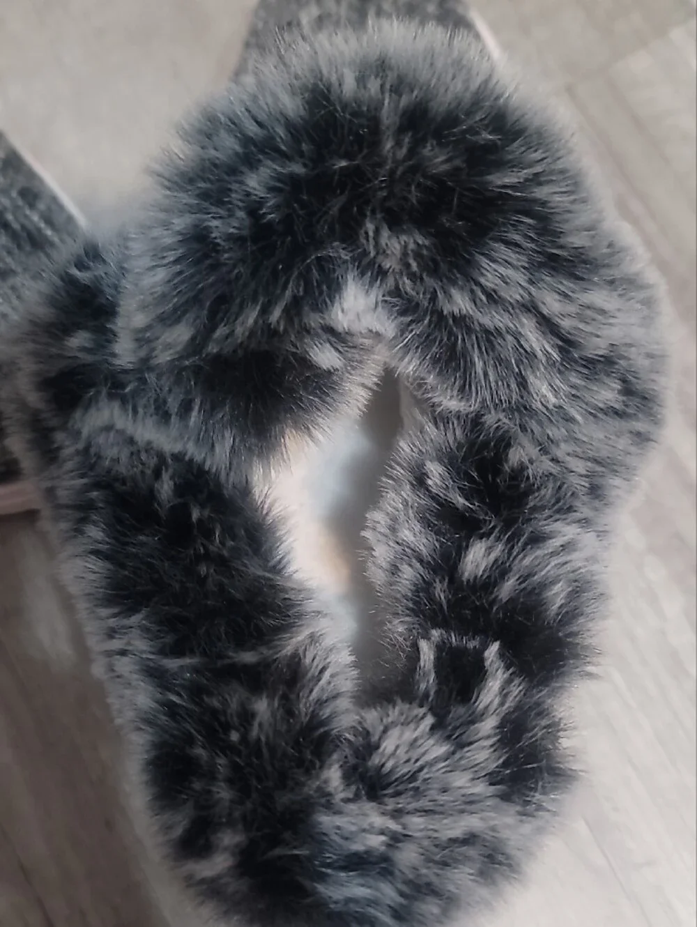 SHEIN Gray Faux Fur-Lined Slip-On Winter Boots