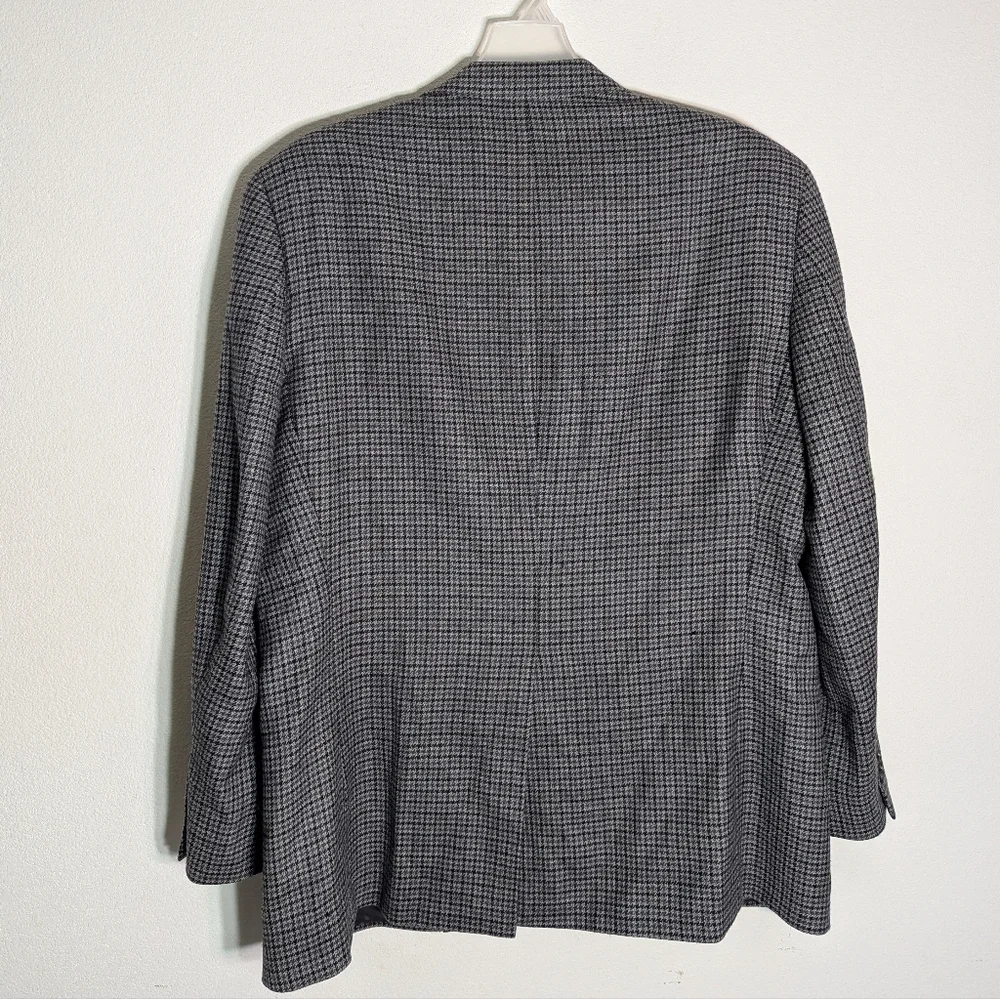 Ralph Lauren notched lapel