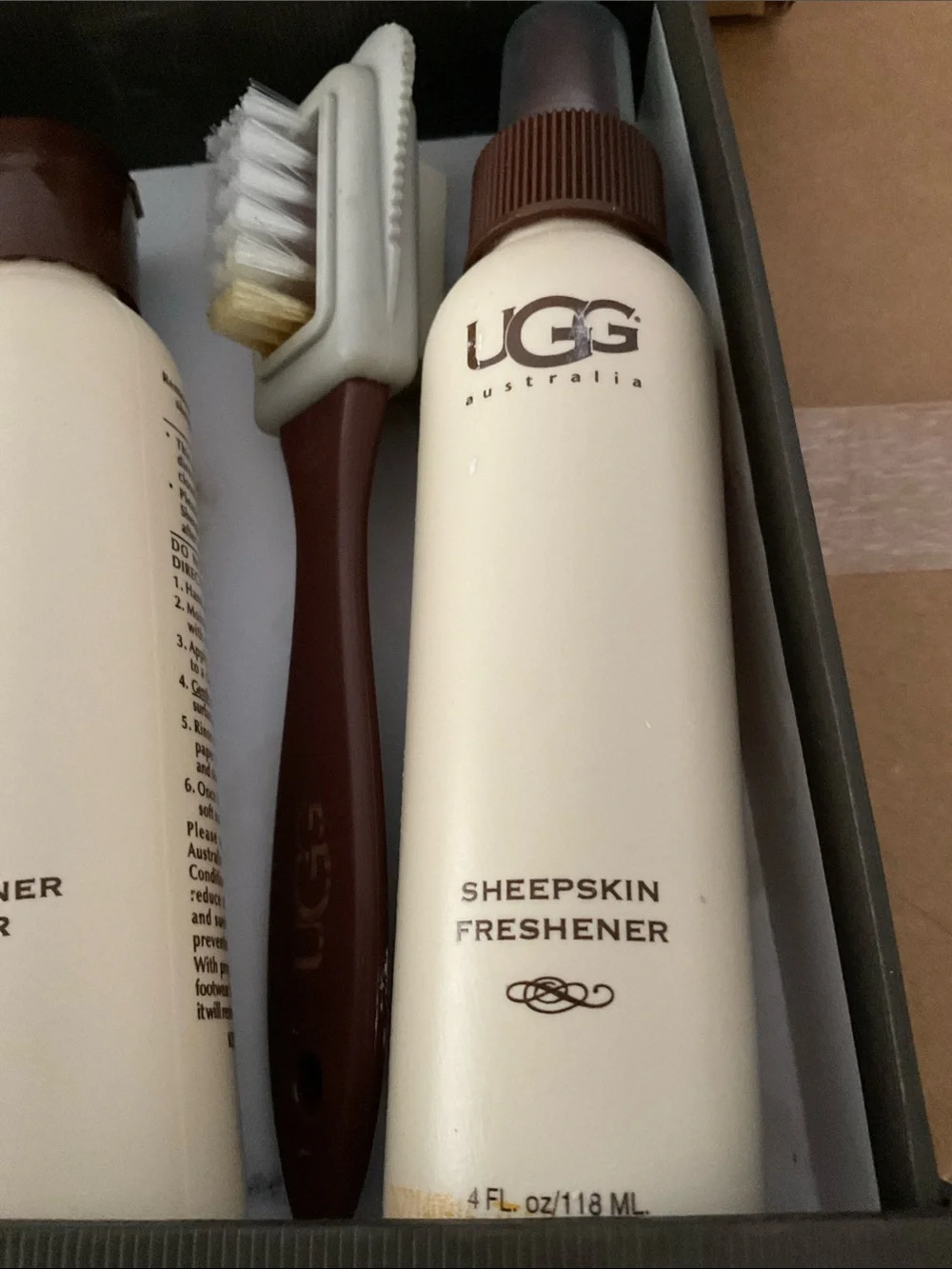 Ugg sheepskin care kit