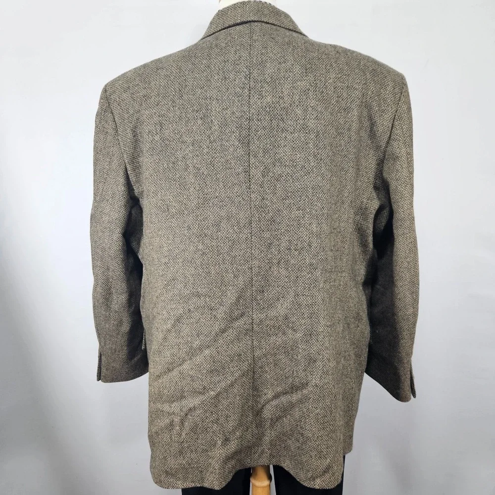Men's Tweed Style Sport Coat Blazer Two Button Brown Wool Size 52R BIG