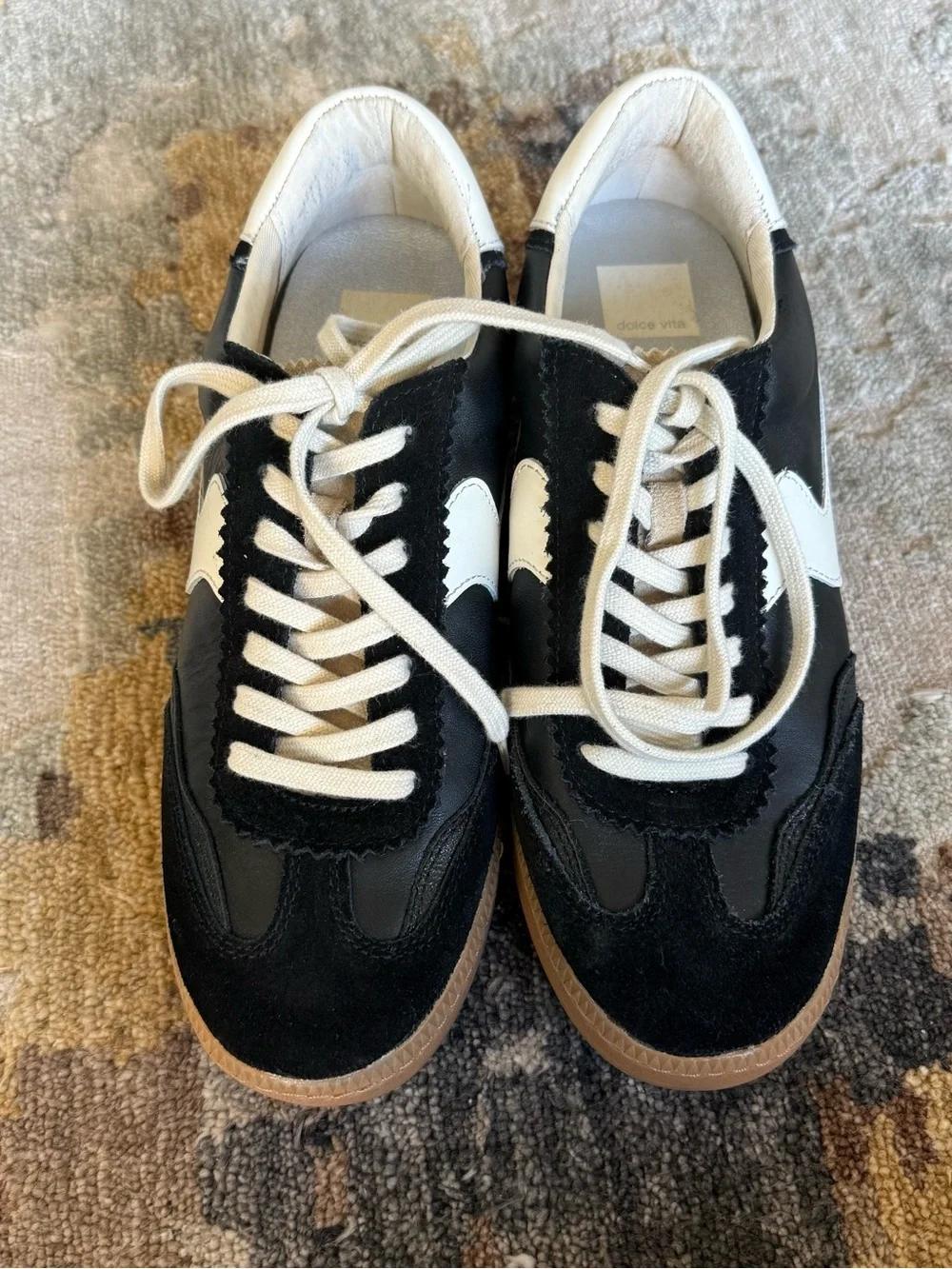 Dolce Vita sleek black