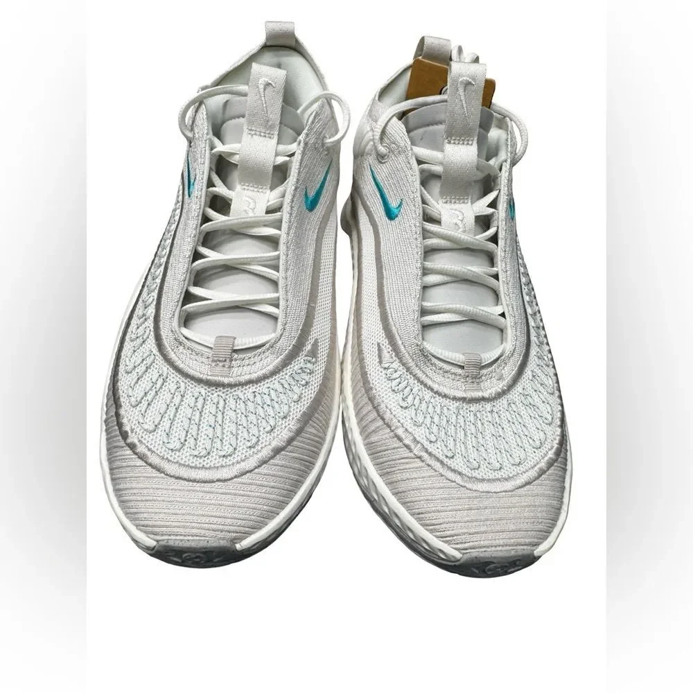 Nike features lightweight