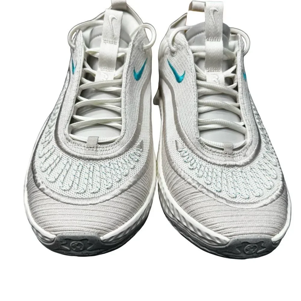 Nike color same shipping