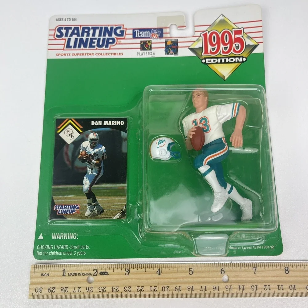 1995 Dan Marino Miami Dolphins Kenner NFL Starting Lineup Figure and Card