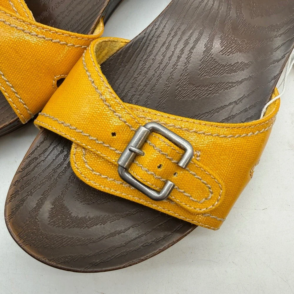 Dr. Scholls these sandals
