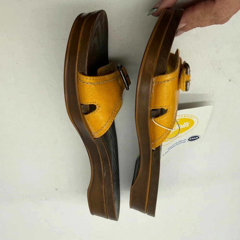 Dr. Scholls these sandals