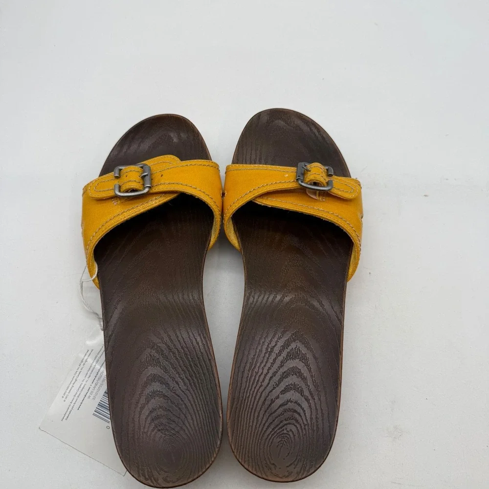 Dr. Scholls these sandals