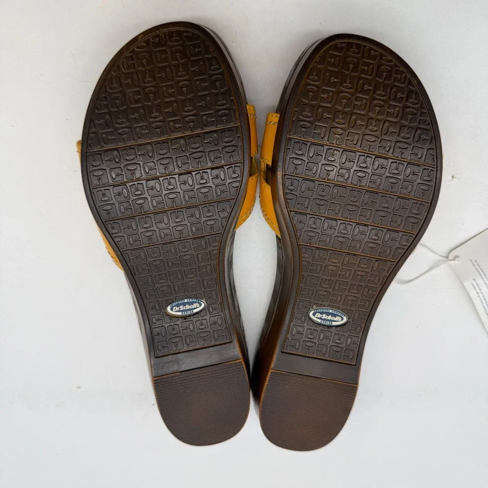 Dr. Scholls these sandals
