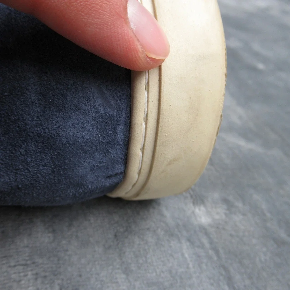 Allen Edmonds couple blemishes
