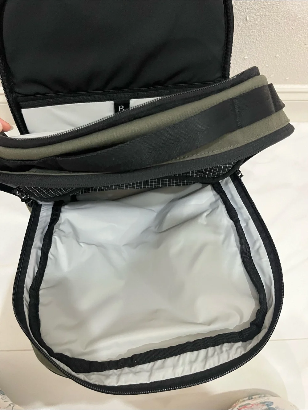 PAKT Men's Forest Green Everyday 22L Backpack