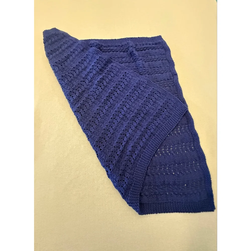 Unbranded bernat looped