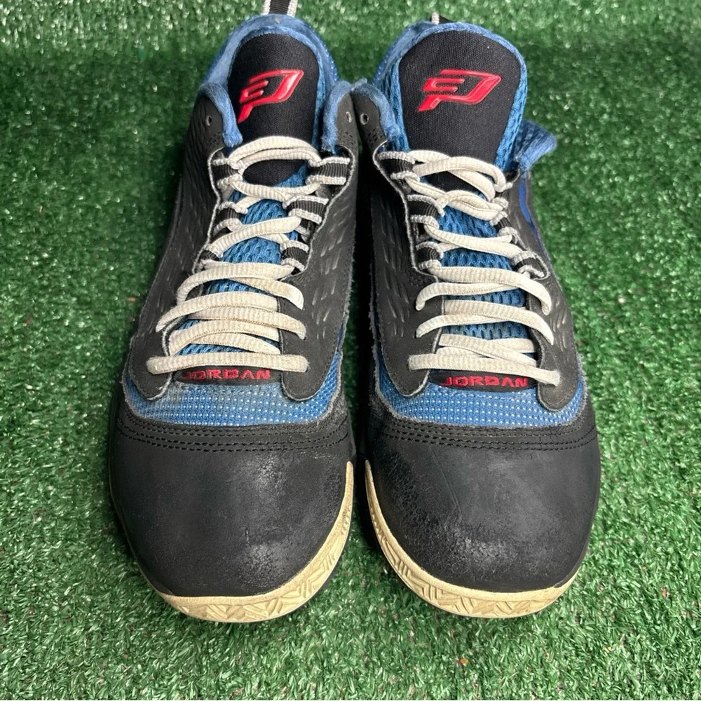 Jordan black shoes