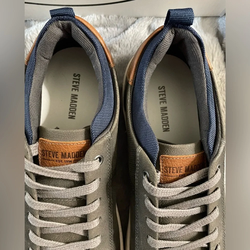 Steve Madden steve madden