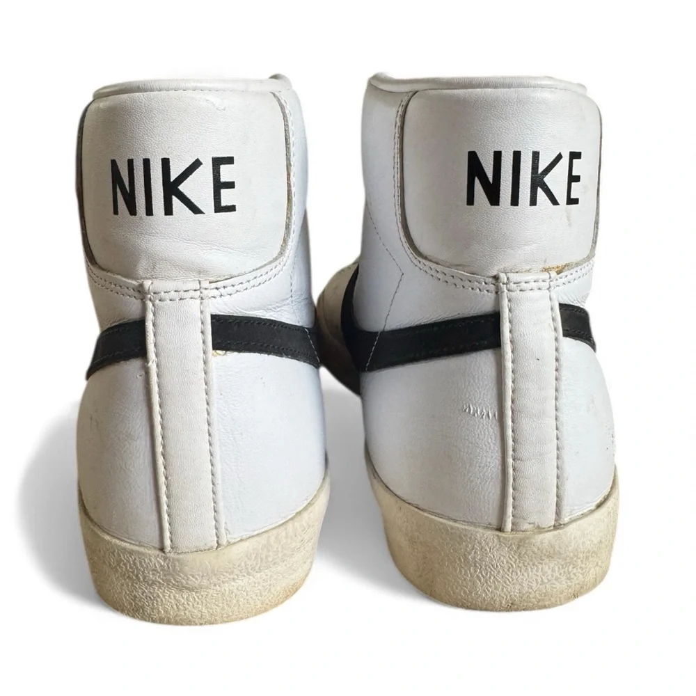 Nike these blazer