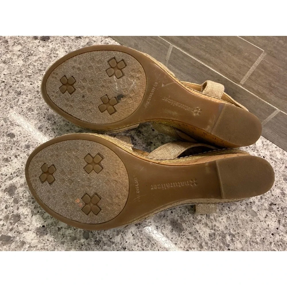 Naturalizer brand item