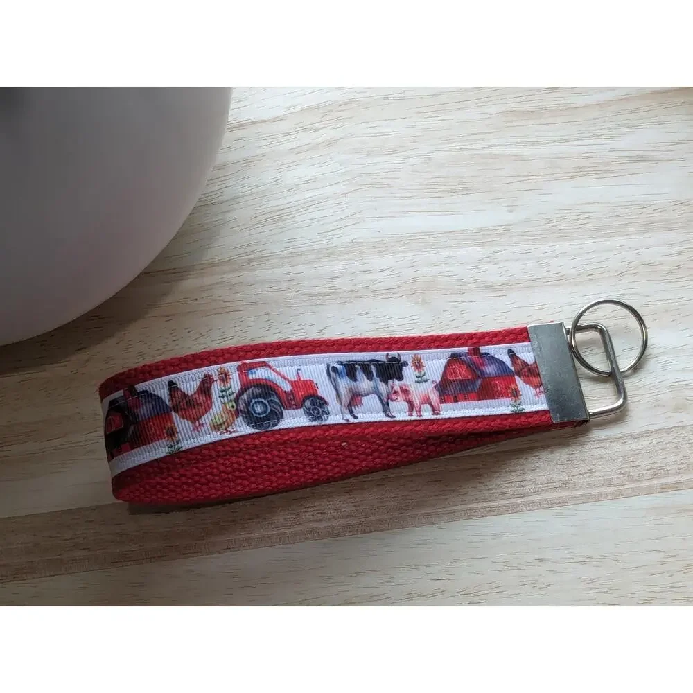 Farm Keychain Wristlet‎ Handmade Fabric Key FOB Cow Chicken Tractor Barn Farmer