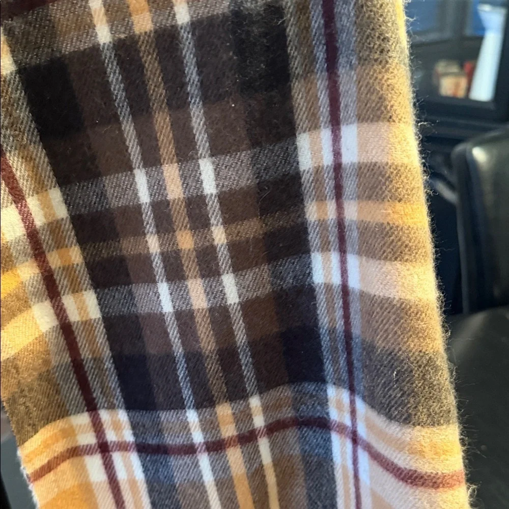 Steve Madden chic checkered