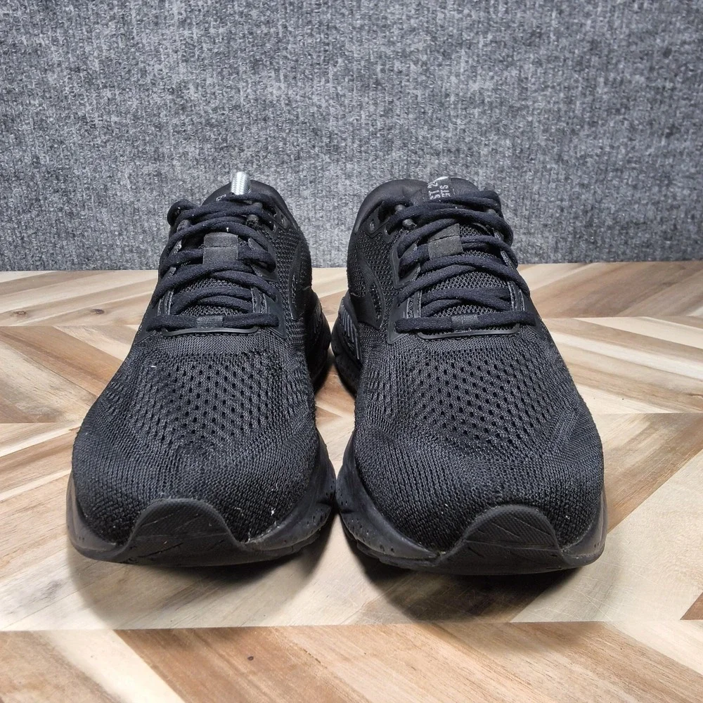 Brooks pre owned