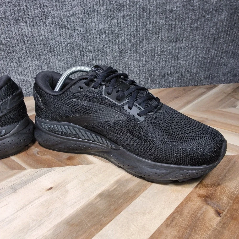 Brooks pre owned
