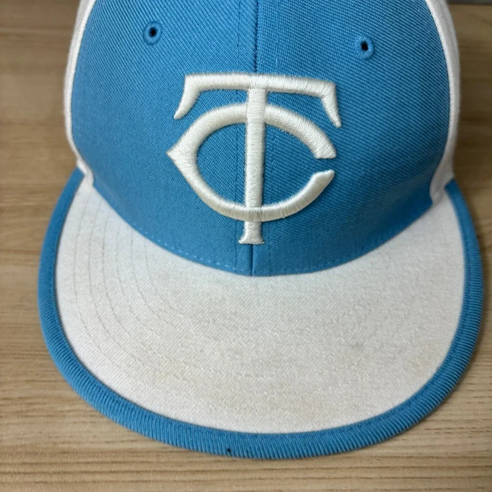 Minnesota Twins Hat Cap Fitted 7  Blue Cooperstown Collection MLB Baseball‎
