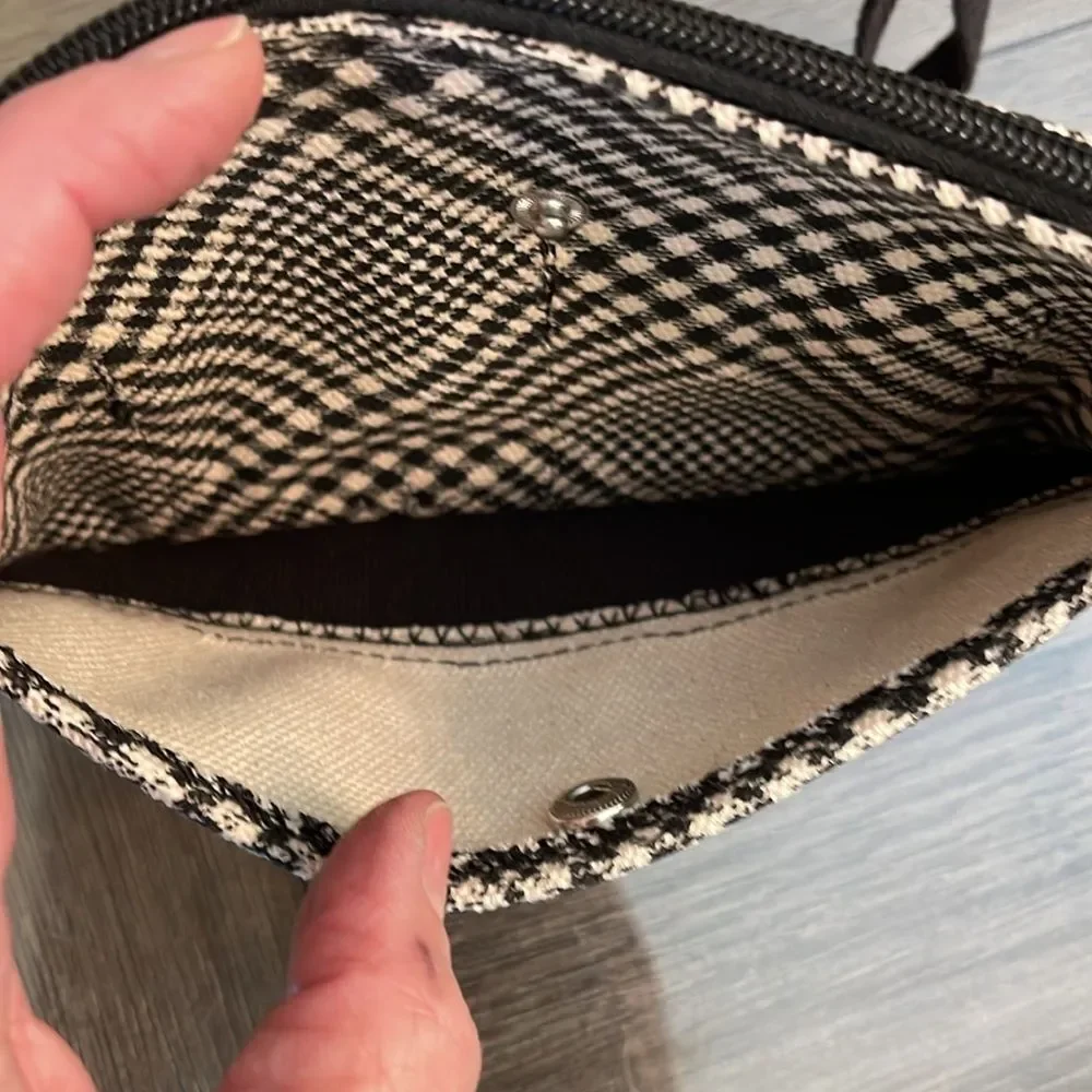 Lands’ End Canvas Zipper Pouch - Wristlet Black & White Plaid