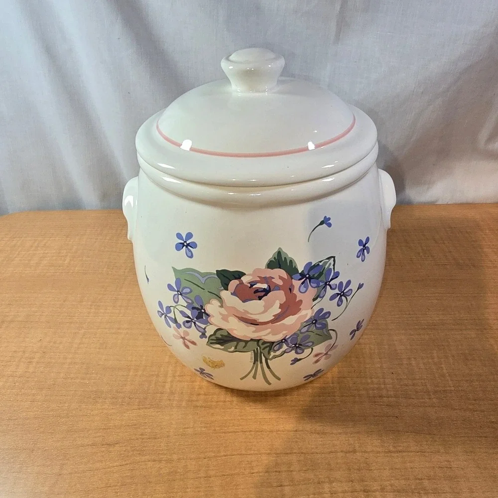 N/A vintage pottery