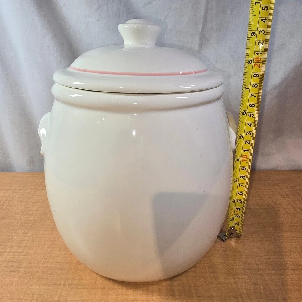 N/A vintage pottery