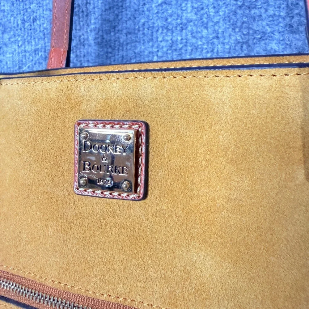 Dooney & Bourke dooney bourke