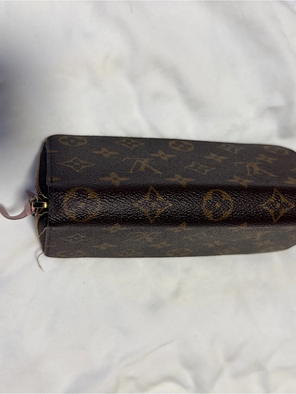 Louis Vuitton signature monogram gold