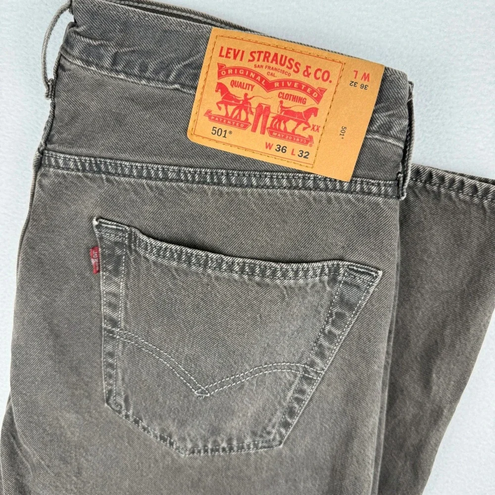 Levi's 501 Original Fit Jeans Mens 36x32 Gray Button Fly Straight Leg Denim