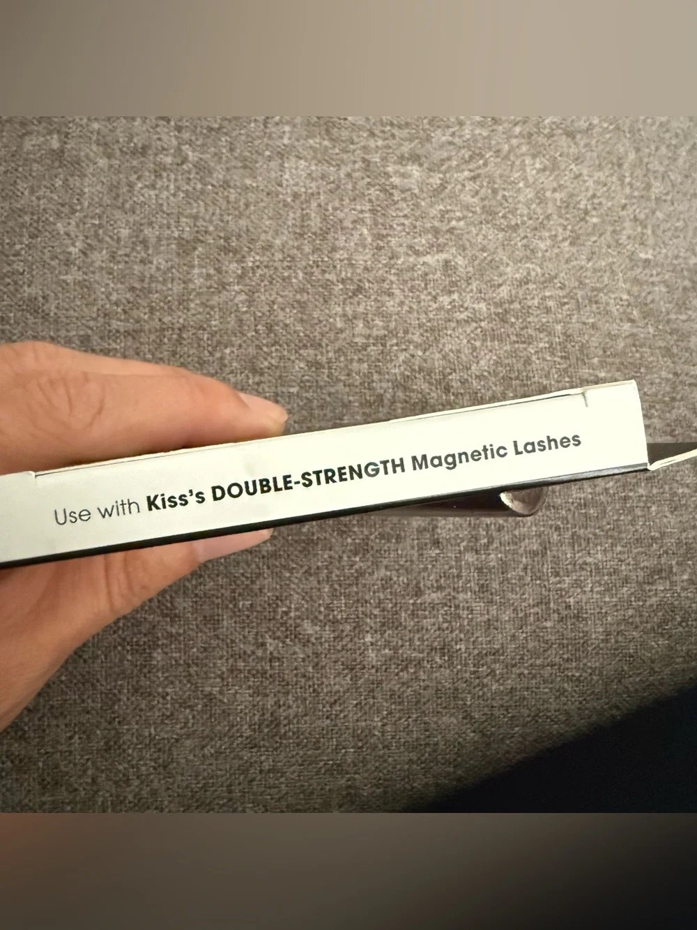 Kiss magnetic eyeliner