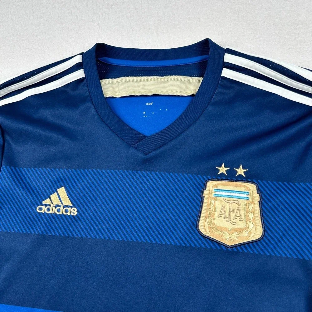 adidas us signs tag
