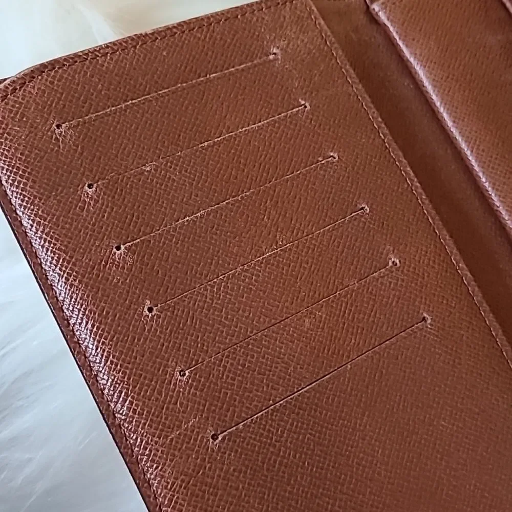 Louis Vuitton preloved louis