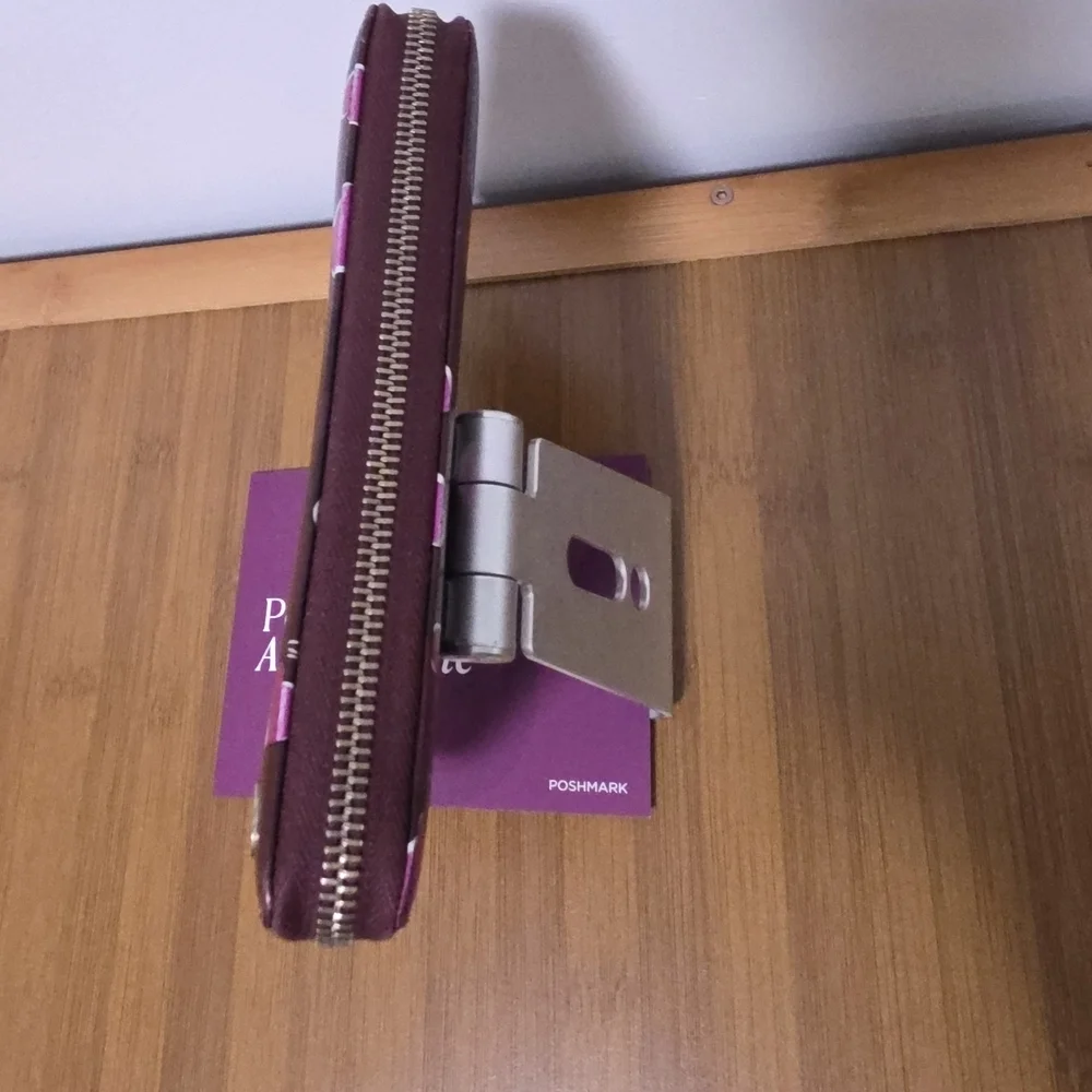 Gucci authentic exterior item