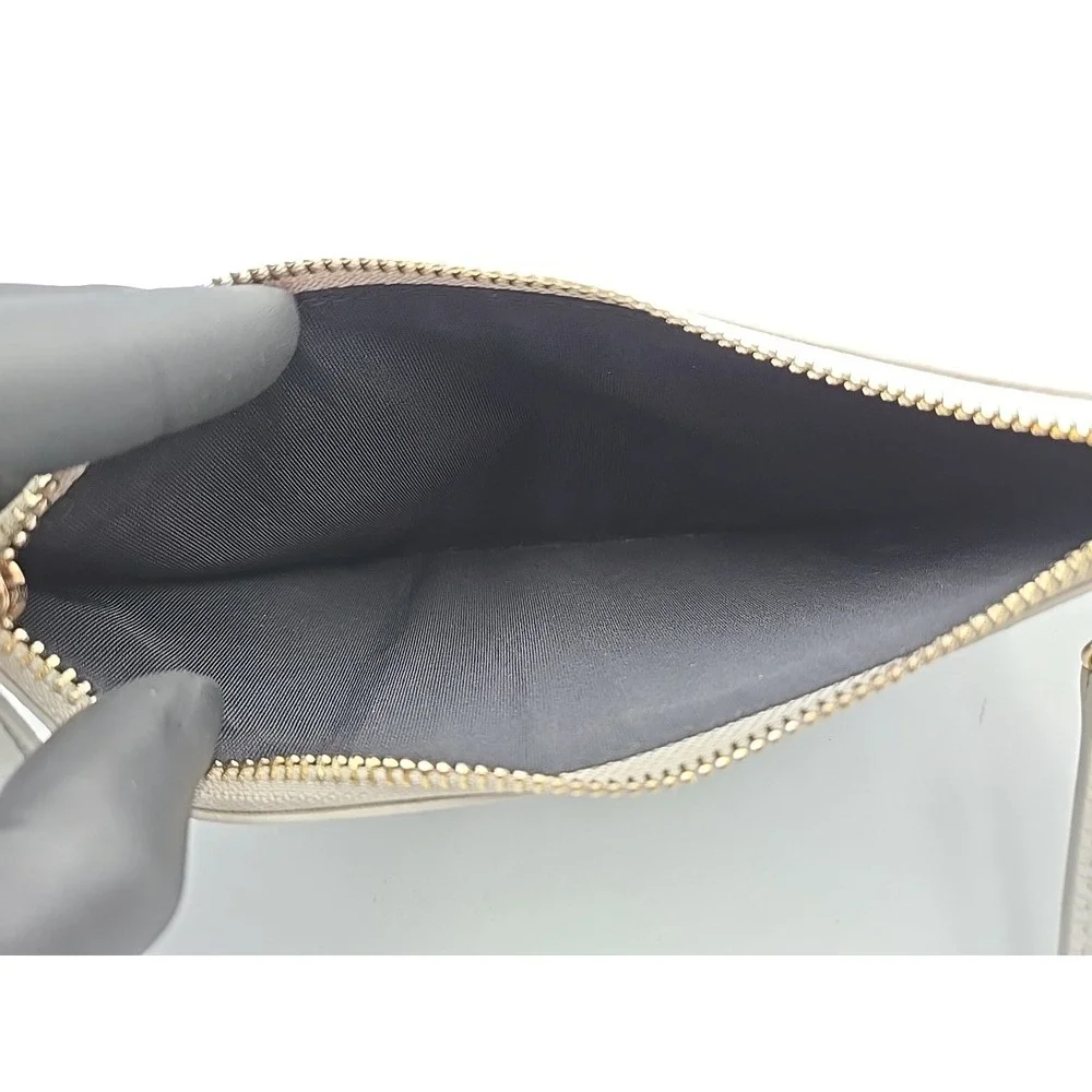 Pandora Grey Leather Zip Pouch Wristlet‎