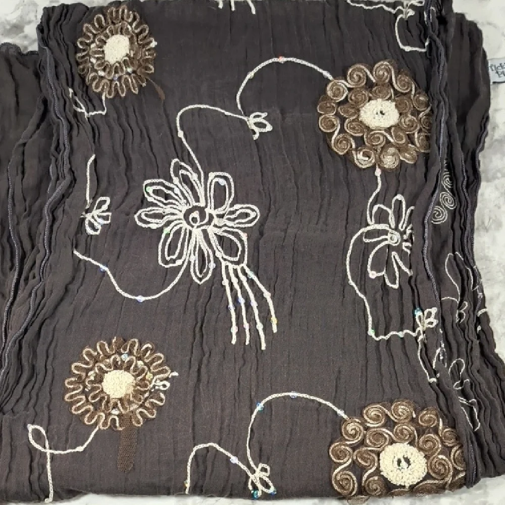 Tickled Pink Chic Floral Scarf in Dark Gray