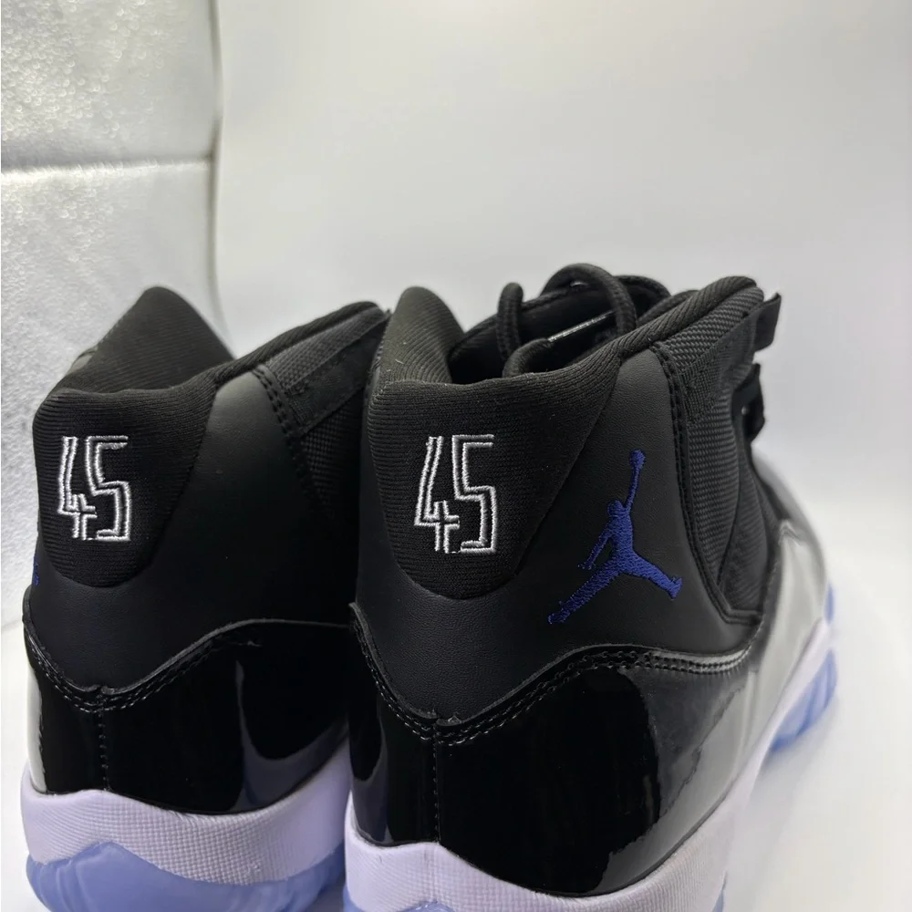 Jordan air 11