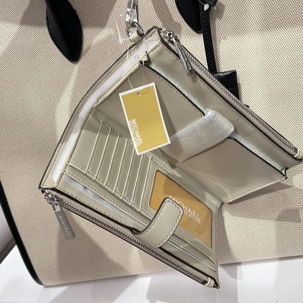MICHAEL KORS LARGE DOUBLE ZIP WRISTLET wallet, clutch,